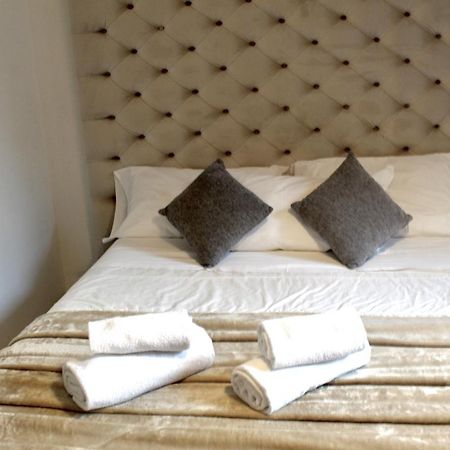 Apartment Trevi Fountain & Spanish Steps Roma Exterior foto